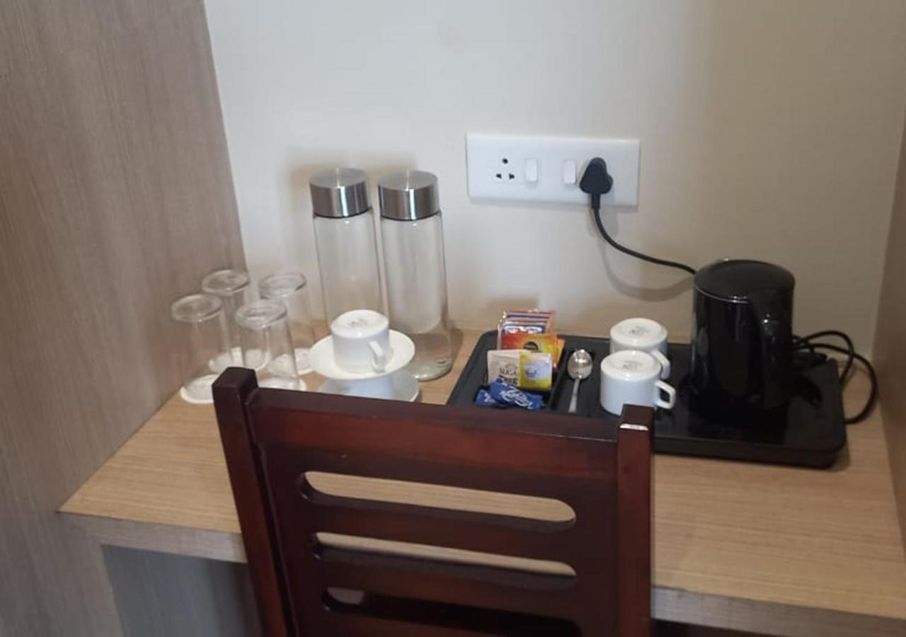 Hotel Mellow Mood Μπουμπάνεσβαρ Εξωτερικό φωτογραφία