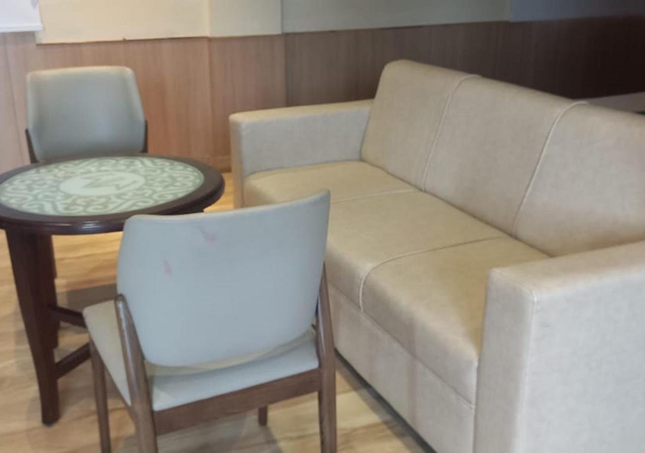 Hotel Mellow Mood Μπουμπάνεσβαρ Εξωτερικό φωτογραφία