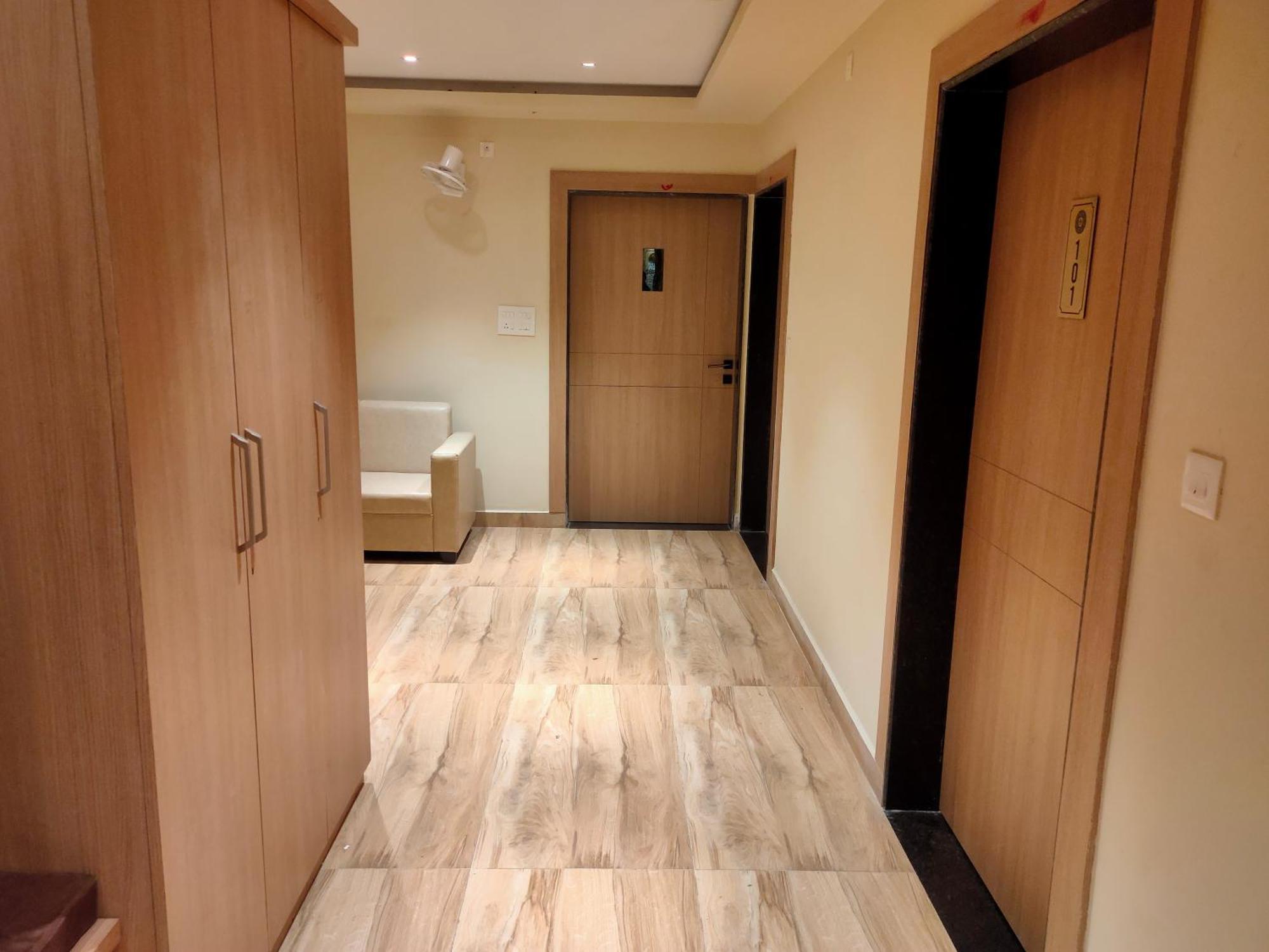 Hotel Mellow Mood Μπουμπάνεσβαρ Εξωτερικό φωτογραφία