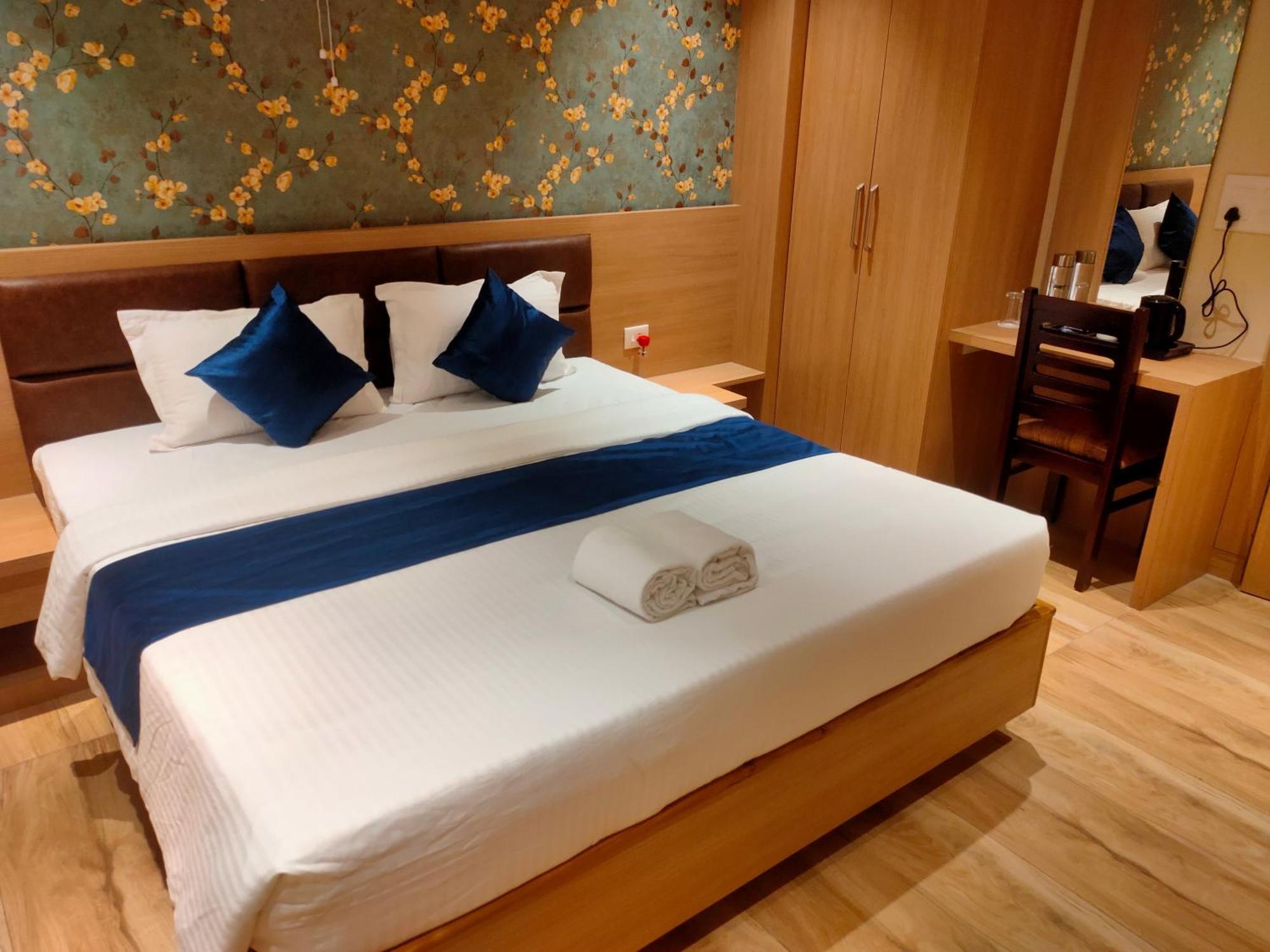 Hotel Mellow Mood Μπουμπάνεσβαρ Εξωτερικό φωτογραφία